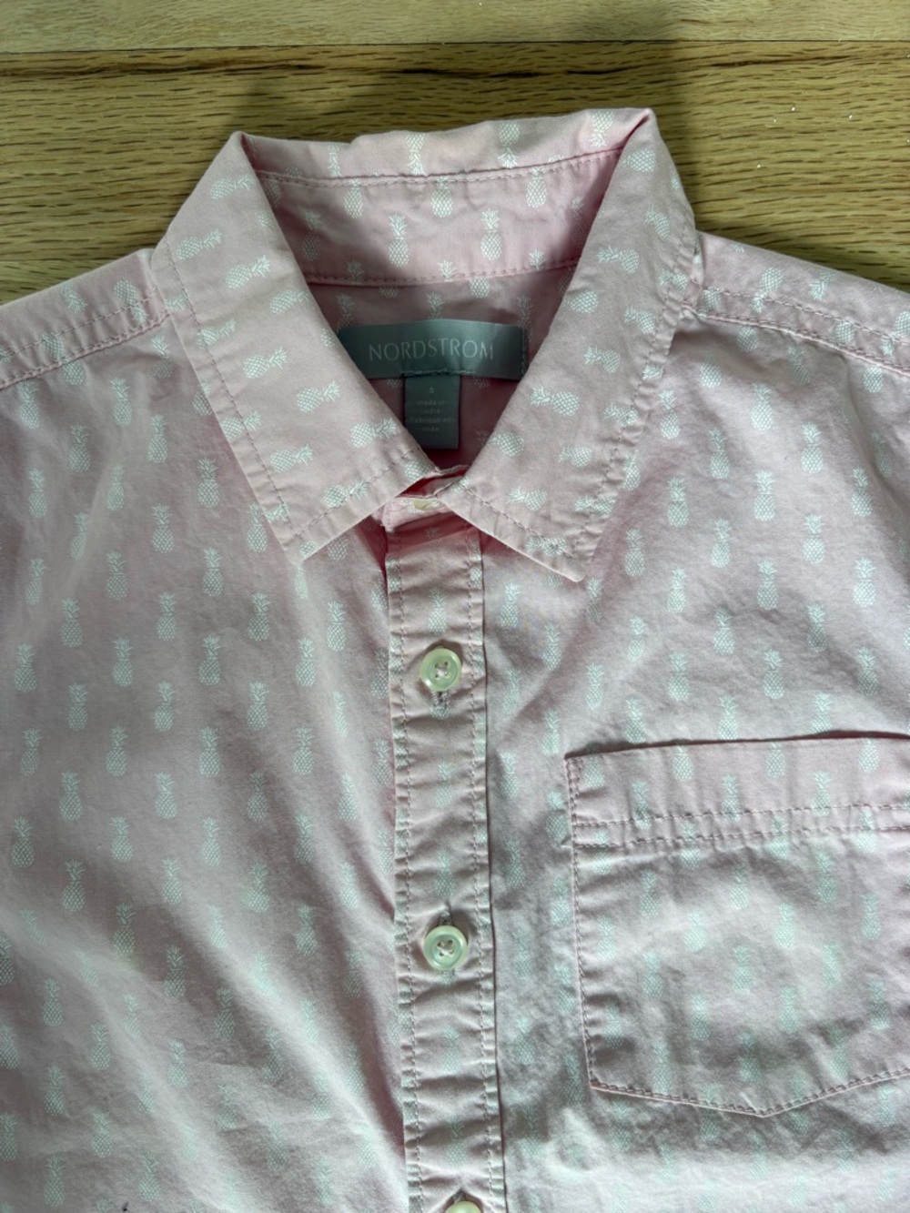 Nordstrom Boys Hawaiian / Pineapple-Print Button-Down Shirt - size 6